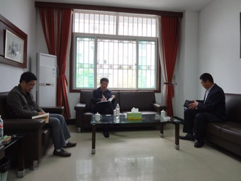 濟南市高新區(qū)領(lǐng)導到我司調(diào)研、視察工作